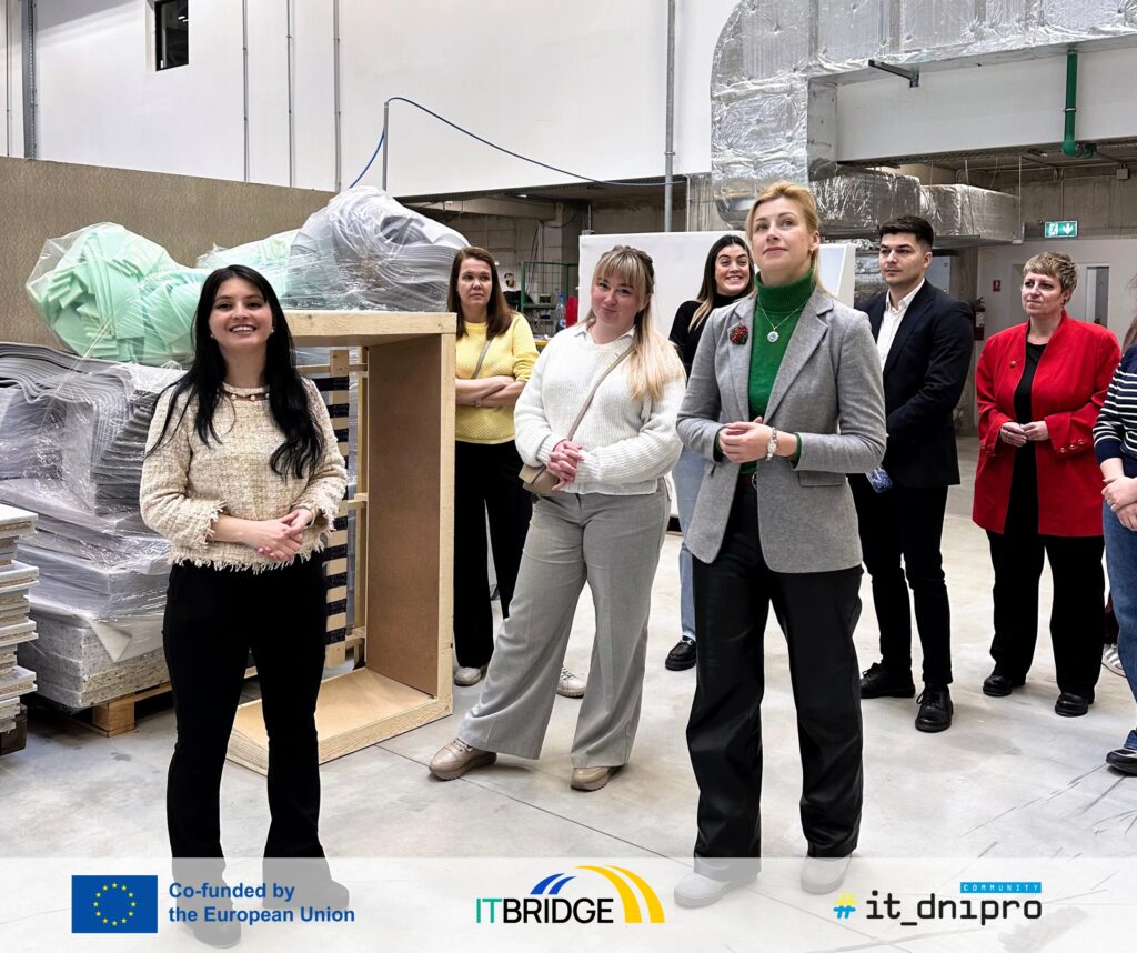 Візит учасників ITBridge на виробничу локацію: огляд процесів і можливостей співпраці.