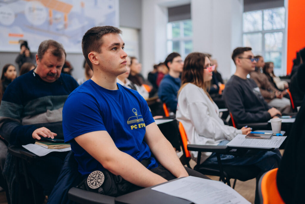 IT Dnipro Community про фінал Startup Pitch Day під час Digital Innovation Forum 2025 у Дніпрі